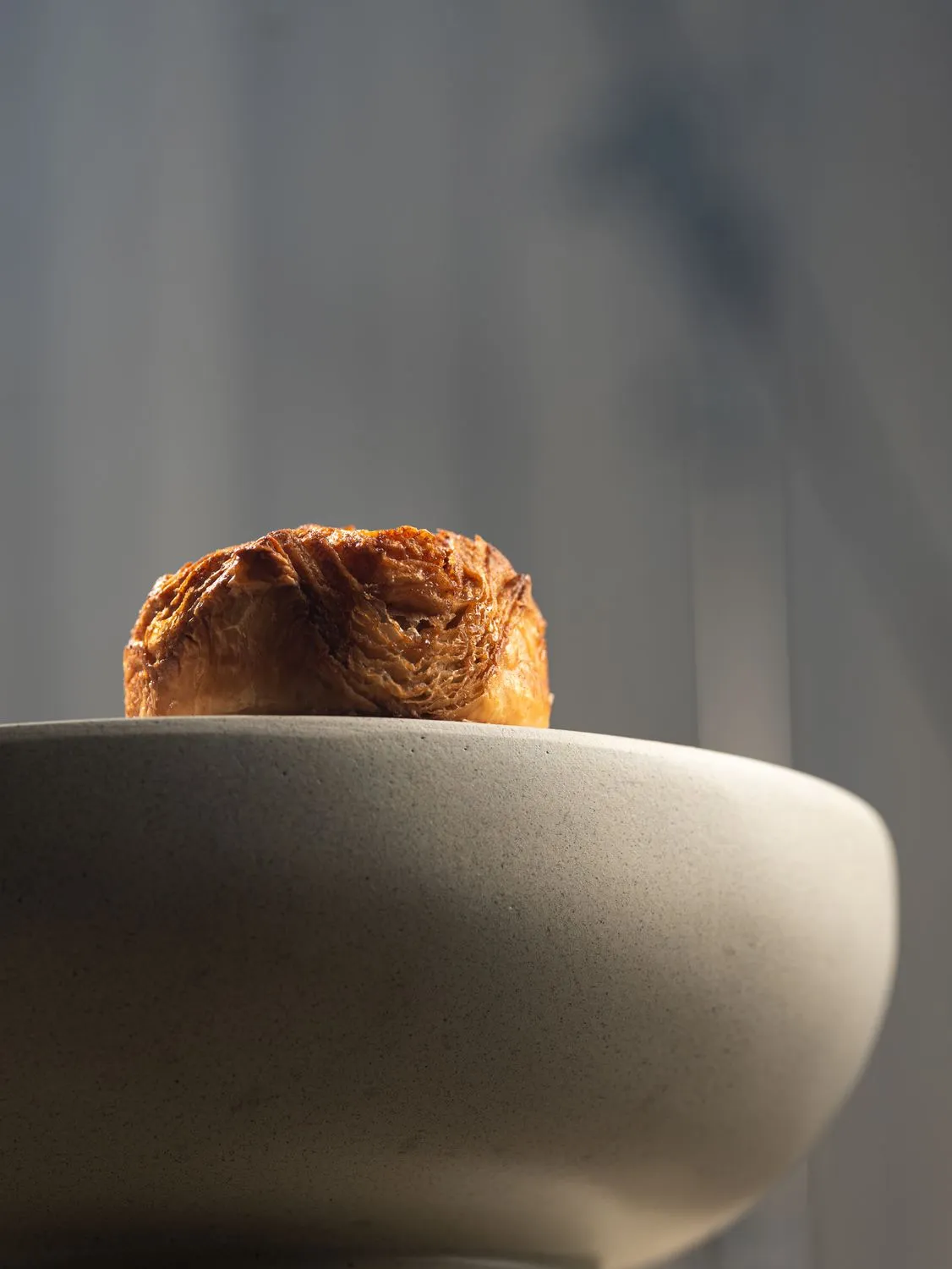 An Anemone on a ceramic bowl